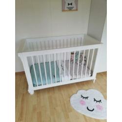 Brocante ledikant babybedje wit 120x60
