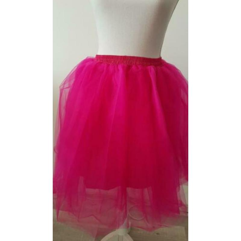 Nieuw roze petticoat / tule / tutu, 6 lagen + onderrok