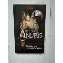 Het huis Anubis boek 1 de geheime club van de oude wilg