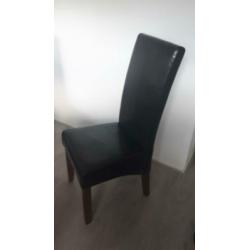 Eettafel met 4 stoelen