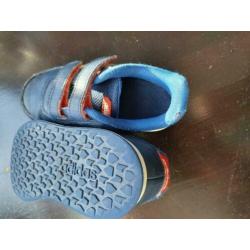 Adidas sneakers maat 26.