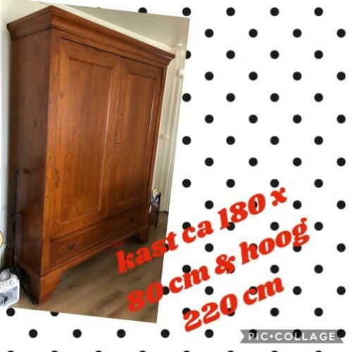 ** moet weg ** prachtige degelijk kast zgan eiken hout