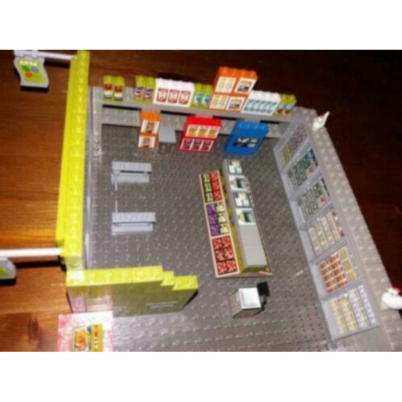 Lego Plus Bricks supermarkt