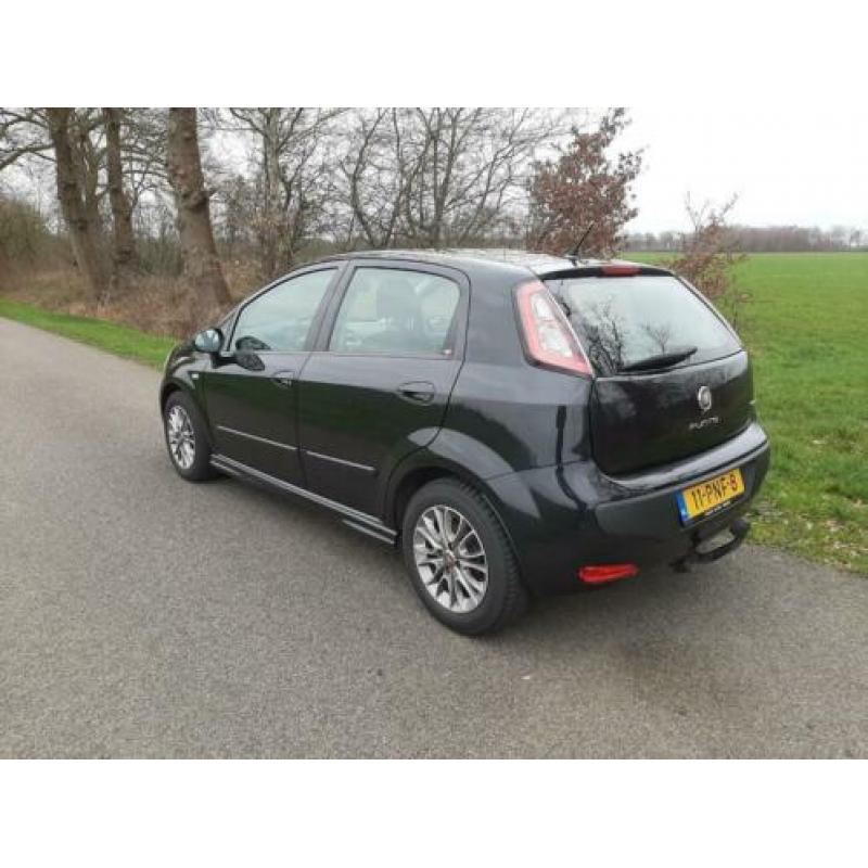 Fiat Punto 1.3 Multijet 62KW 5DR 2011 Zwart