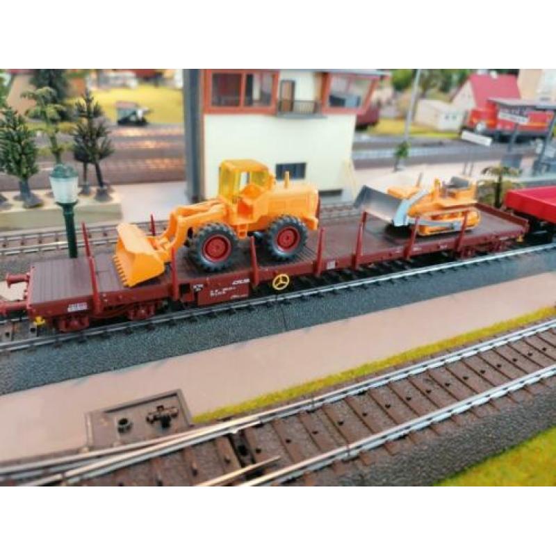 marklin wagons plat plus een rongenwagen