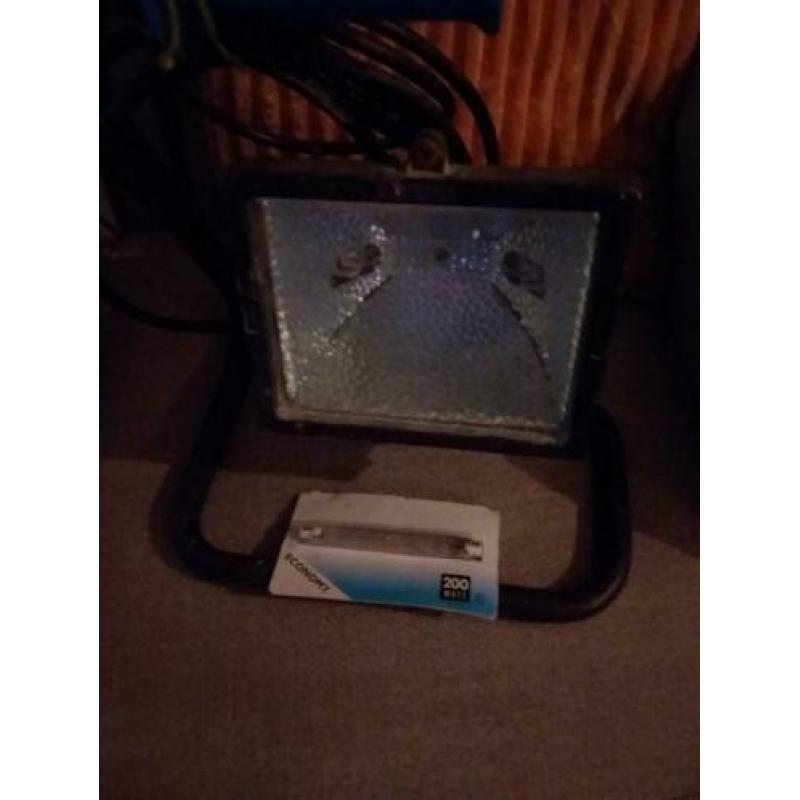 Bouwlamp met extra lamp
