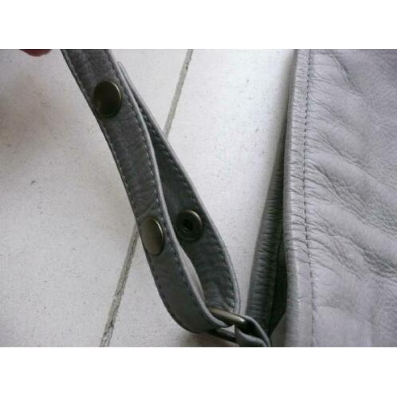 Tesj handtas leer taupe Fred de la Bretoniere handmade