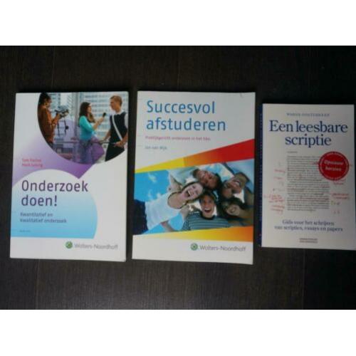 Afstudeer boeken (3 stuks)
