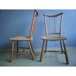 6x eettafelstoelen v hout m rieten zitting en spijlen in rug