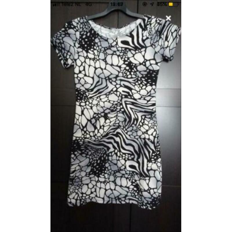 LC jurkje maat 38