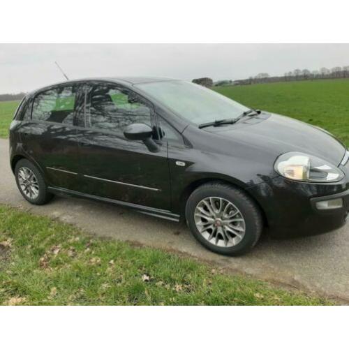 Fiat Punto 1.3 Multijet 62KW 5DR 2011 Zwart