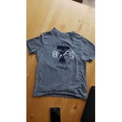 Selectie van t shirts en truien maat 122/128 diverse merken