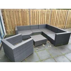 Loungeset in antracietgrijs.