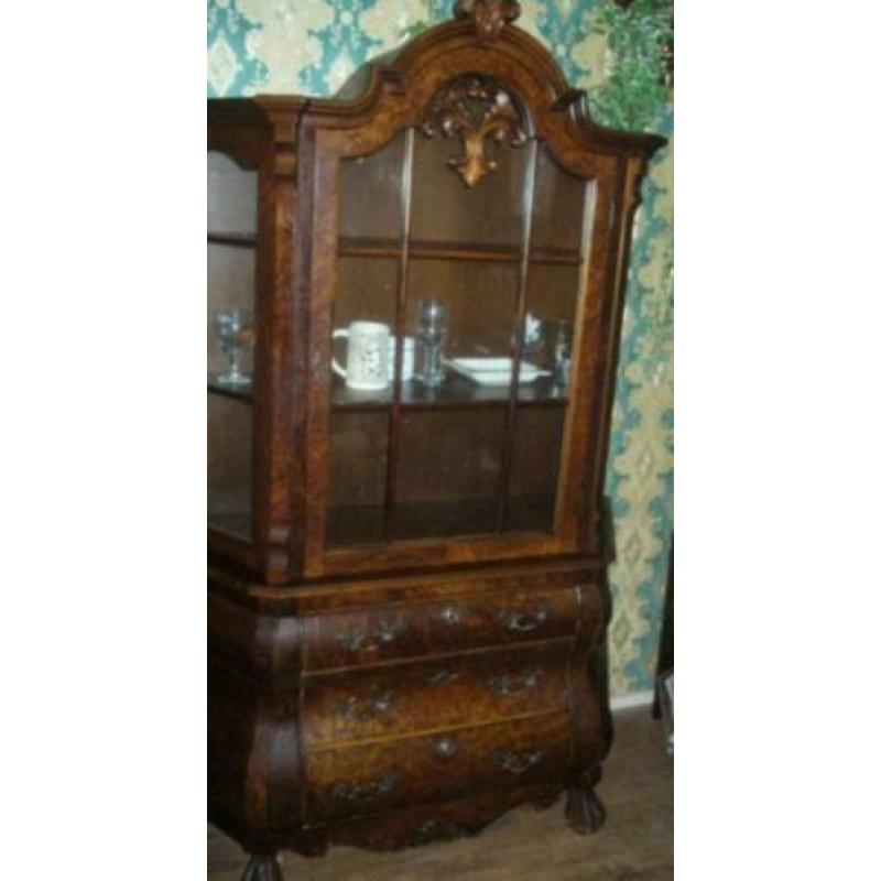 Oude Barok Vitrine Kast.