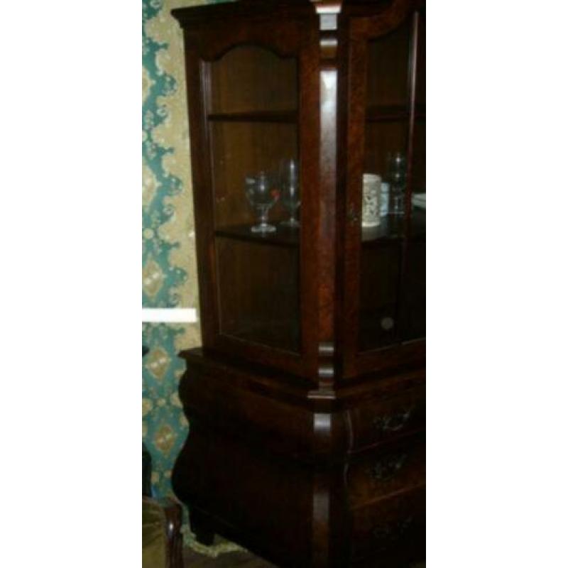 Oude Barok Vitrine Kast.