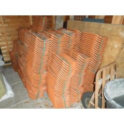 +/- 34m2 (640st.)Nieuwe Koramic Oude Holle 451 Vieilli rood