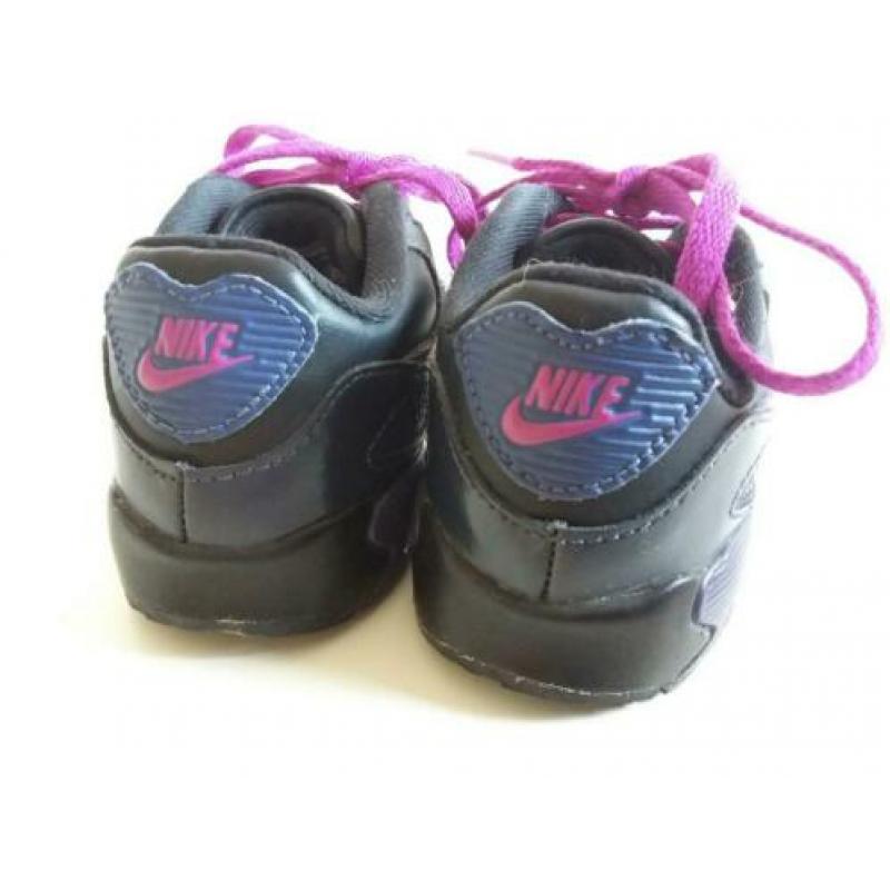 Nike kinderschoen maat 22
