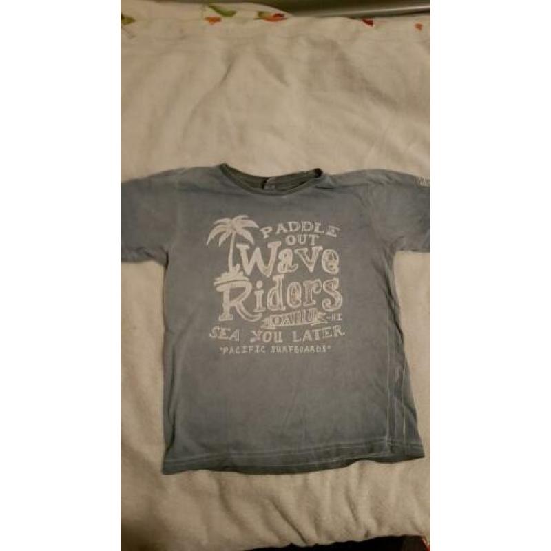 Selectie van t shirts en truien maat 122/128 diverse merken