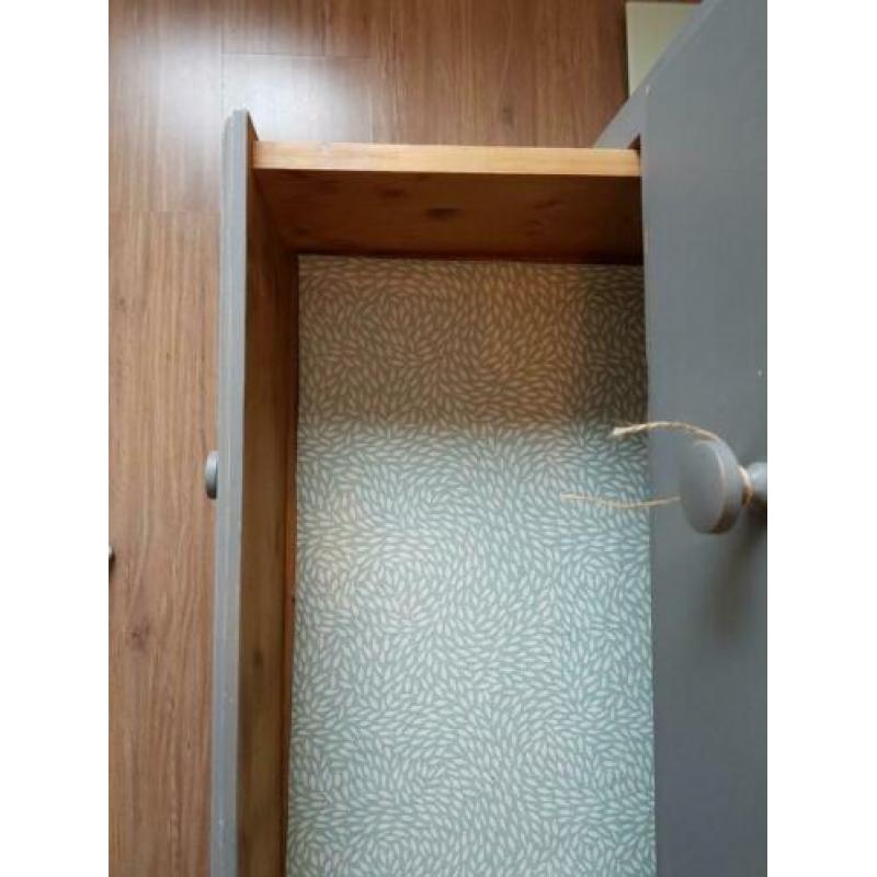 Commode oud grenen grijs