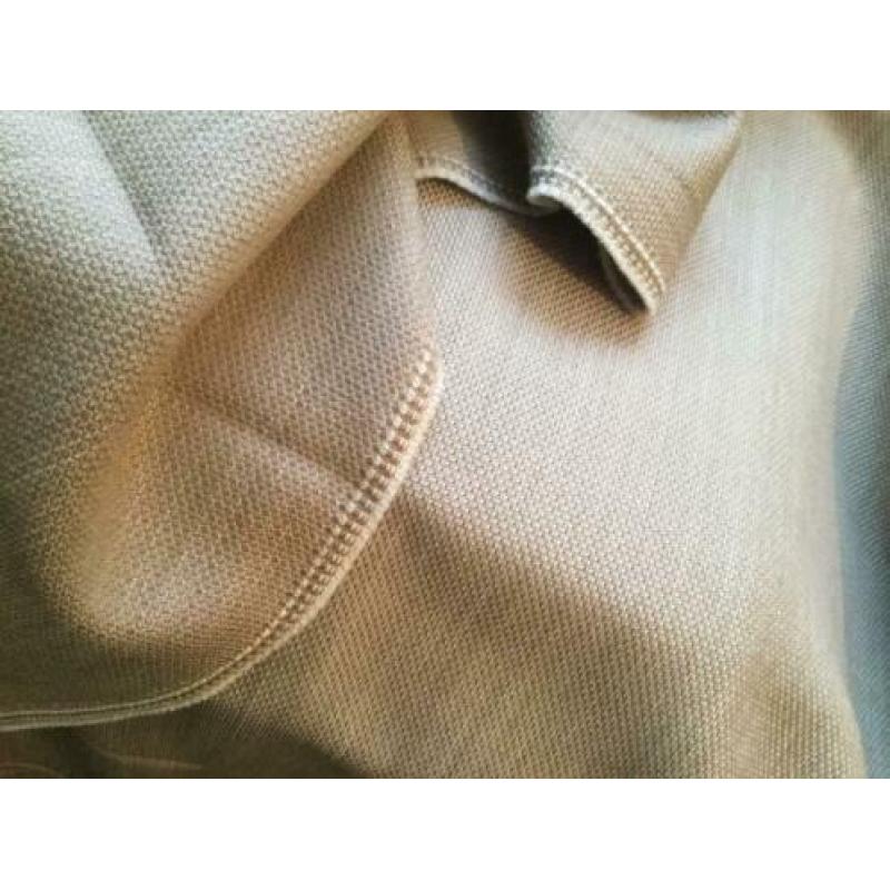 Meubelstof linnen beige lap is 2 meter 5 bij 1 meter 40