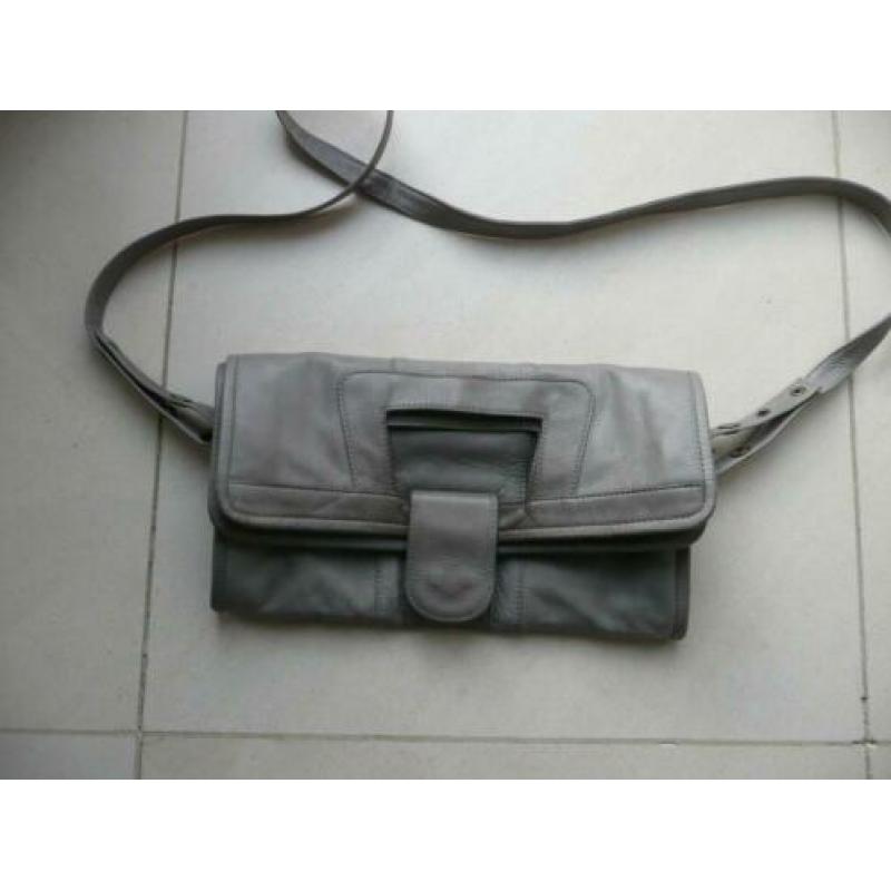 Tesj handtas leer taupe Fred de la Bretoniere handmade