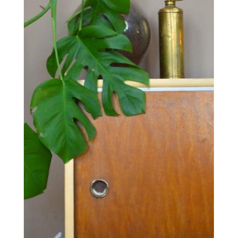 Vintage teak houten kastje