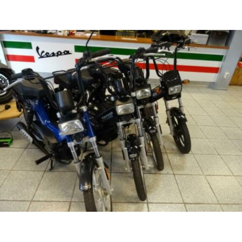 tomos 25km/h met olietank V.A €895 div ook Estart Nieuwstaat