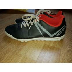 Kipsta schoenen 37
