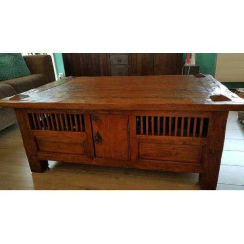 Koloniale teakhouten salontafel