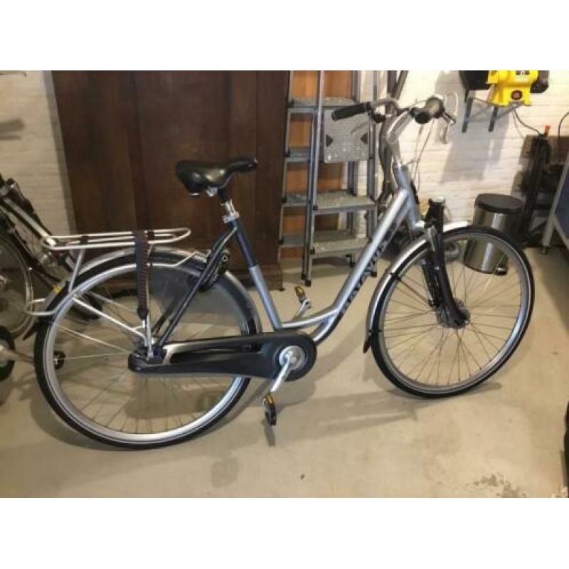 Damesfiets, Batavus, 2014, Nexus naaf 7 versnellingen