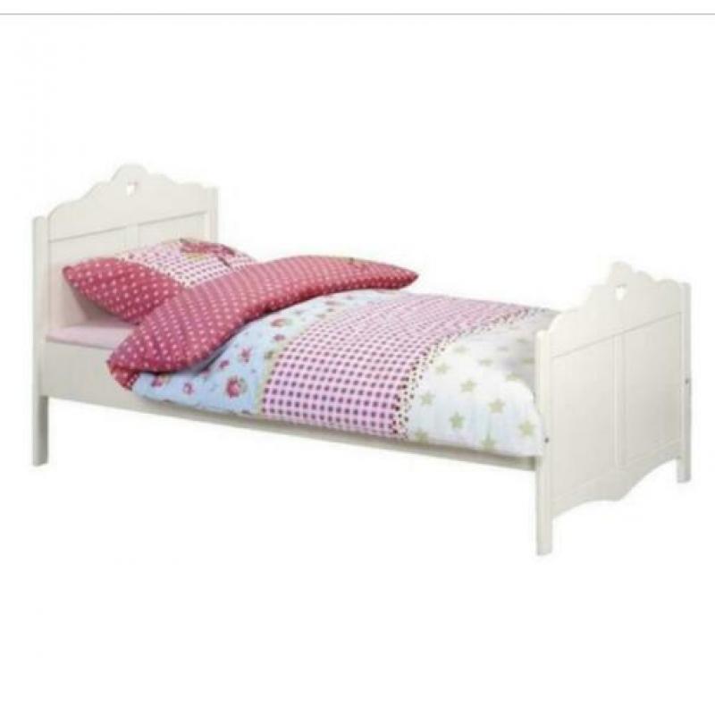 Erg mooi bed met hartje meisjeskamer in zeer nette staat!
