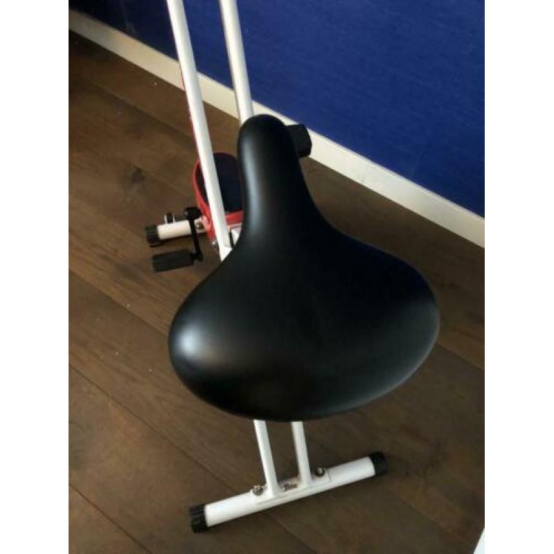 Opvouwbare cardio fitness fiets apparaat / hometrainer