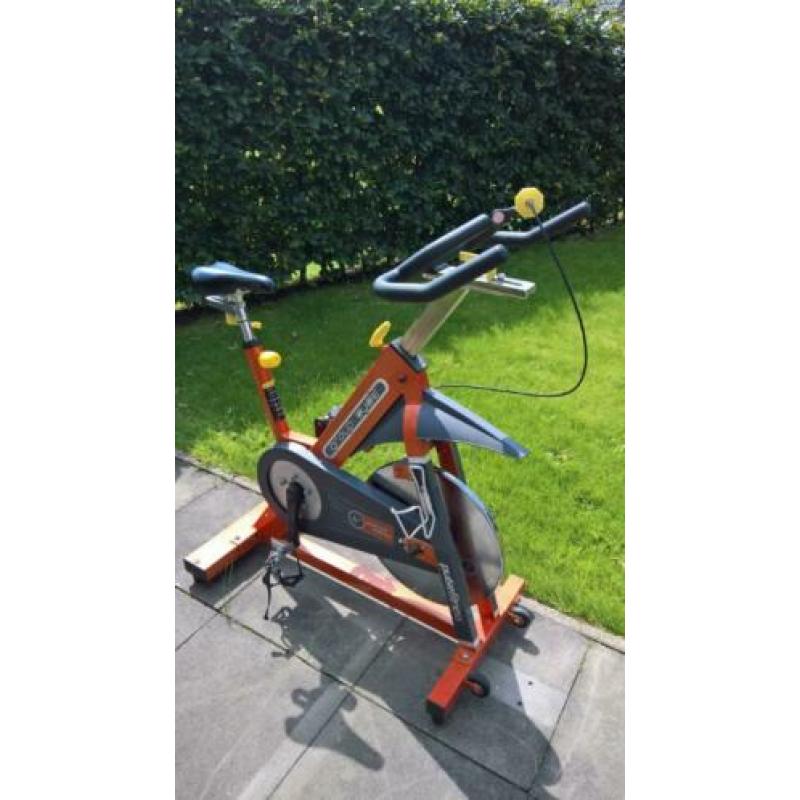 hometrainer Pulse Fitness