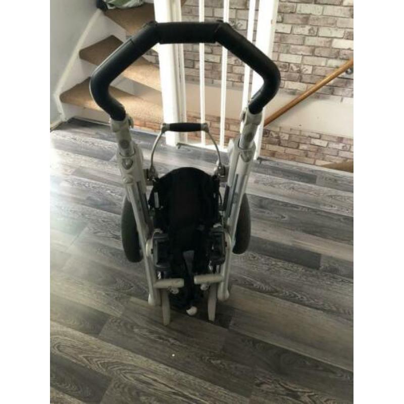 Complete set Maxi Cosi Elea en Pebble auto stoel.