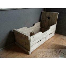 houten bed, op maat gemaakt, gratis bezorgen