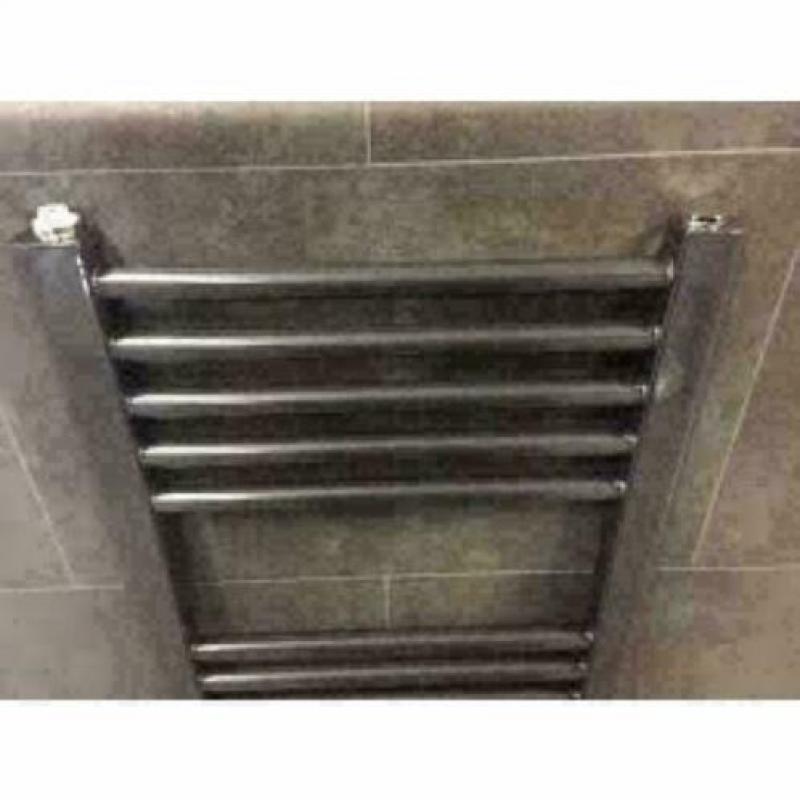 Design radiator HR Polo met ronde buizen, in verschillende k