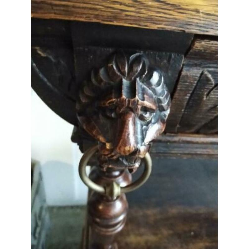 antiek dressoir