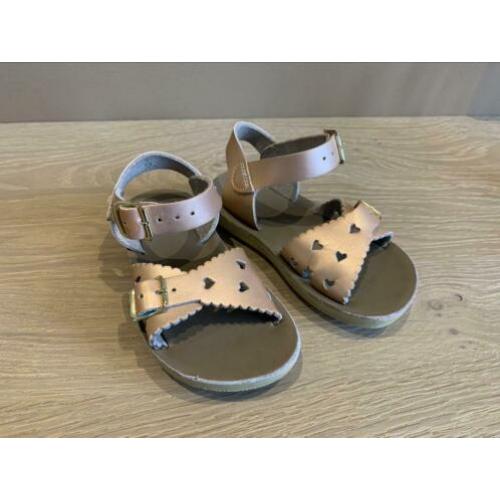 Salt water sandals 7