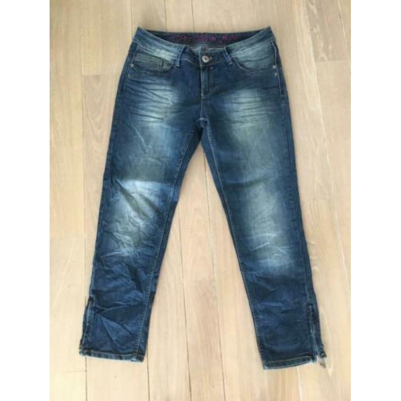 Esprit Jeans, maat 29. Lengte: 7/8.