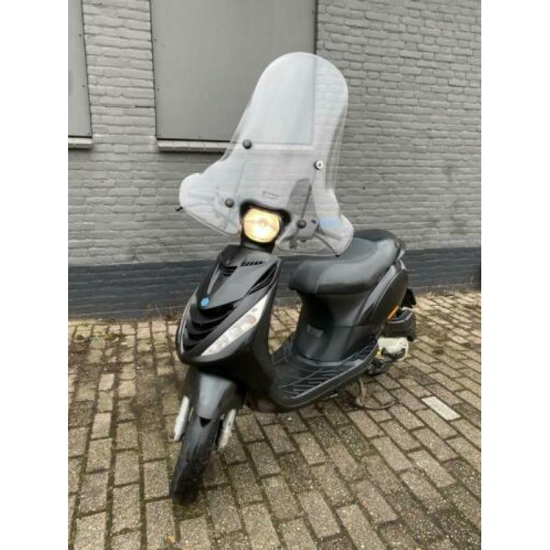 Piaggio zip 25km/snor 4takt 2015!!!!