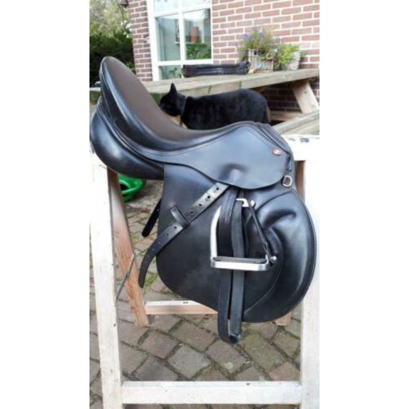 veelzijdigheidszadel voor d-pony Merk: JC Saphir