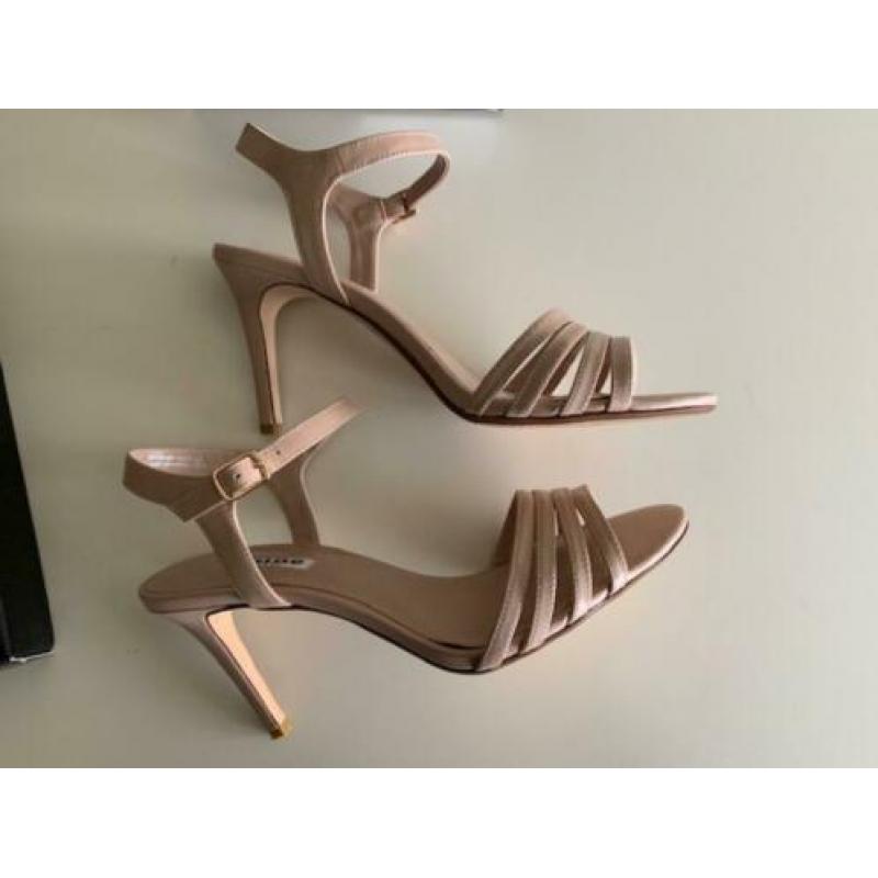 DUNE 'nude' sandaal met 8cm hak maat 38 (5)