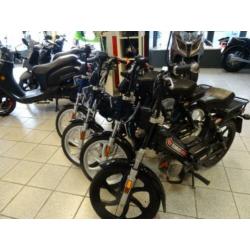 tomos 25km/h met olietank V.A €895 div ook Estart Nieuwstaat
