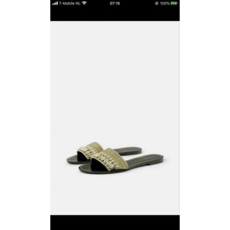 *IN NIEUWSTAAT* ZARA platte sandalen met SCHELPEN