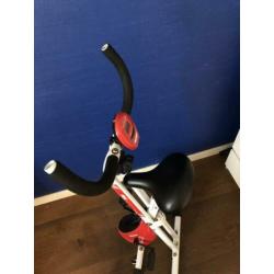 Opvouwbare cardio fitness fiets apparaat / hometrainer