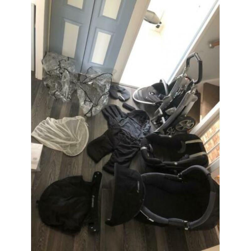 Complete set Maxi Cosi Elea en Pebble auto stoel.