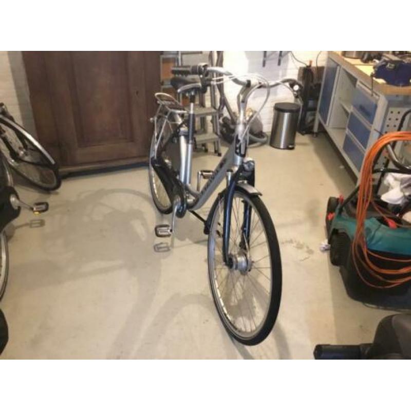 Damesfiets, Batavus, 2014, Nexus naaf 7 versnellingen