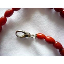 Prachtige vintage ketting in diep rode kleur