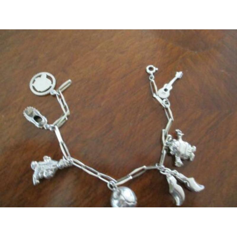 oude mooie zilveren bedelketting en bedelarmband-je