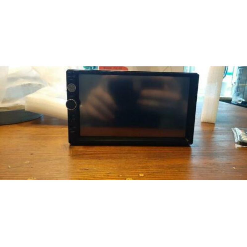 te koop nieuwe auto radio